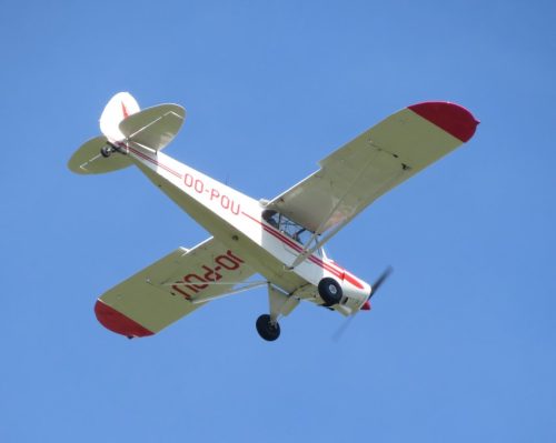 SmallAircraft-OO-POU-05