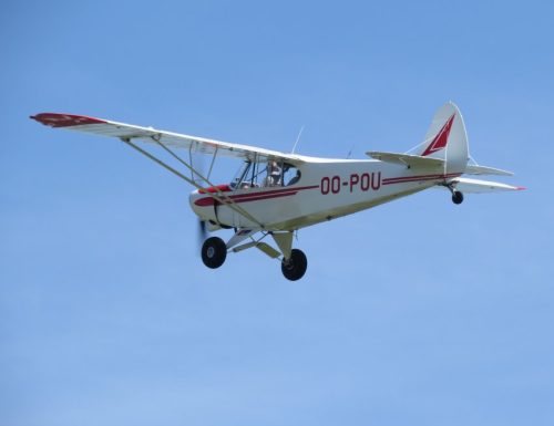 SmallAircraft-OO-POU-06