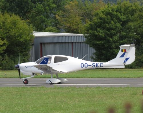 SmallAircraft-OO-SKC-02