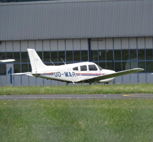 SmallAircraft-OO-WAR-01
