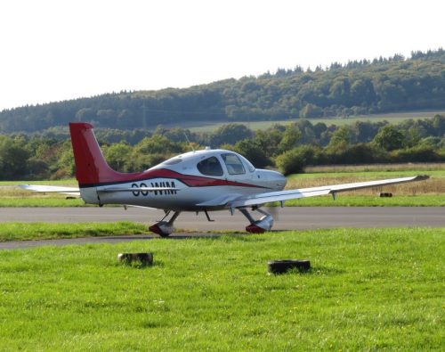 SmallAircraft-OO-WIM-02