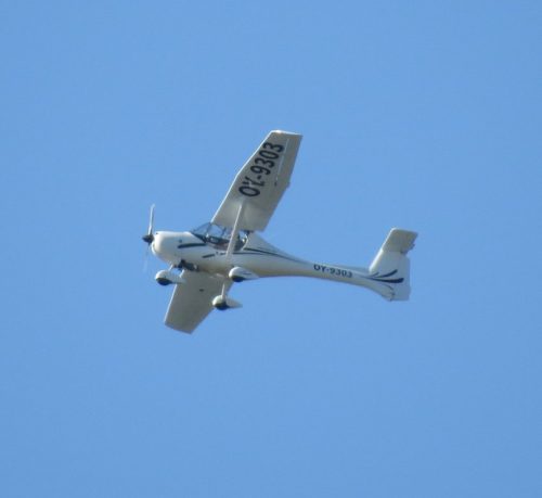 SmallAircraft-OY-9303-01