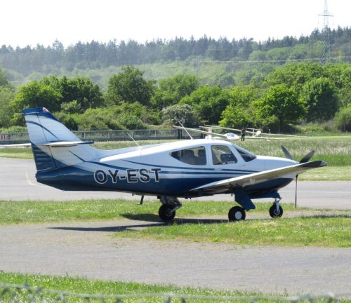 SmallAircraft-OY-EST-01