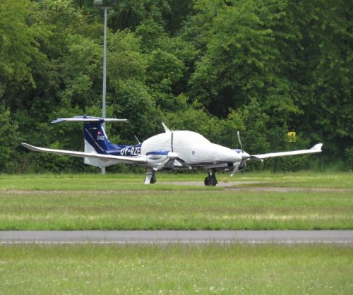SmallAircraft-OY-RZE-03