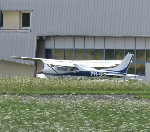 SmallAircraft-PH-4F4-01