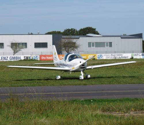 SmallAircraft-PH-4J9-02