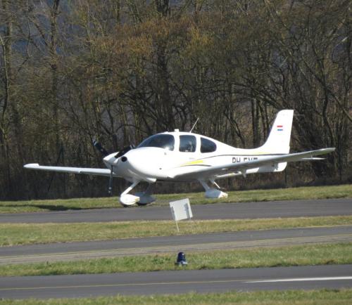 SmallAircraft-PH-EYE-02