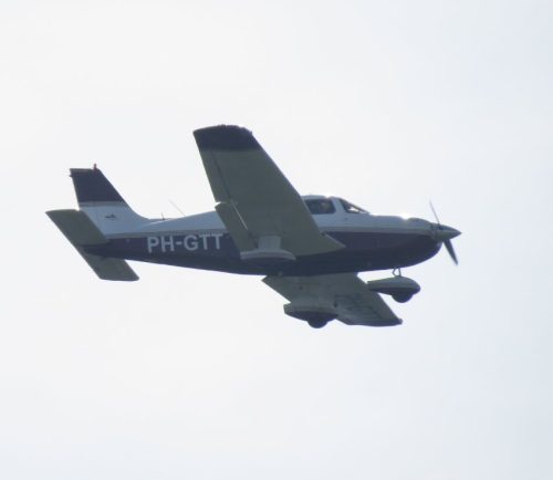 SmallAircraft-PH-GTT-01