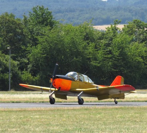 SmallAircraft-PH-HOL-02