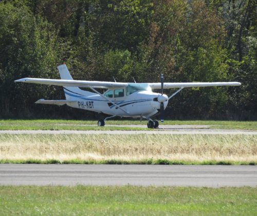 SmallAircraft-PH-KBT-02