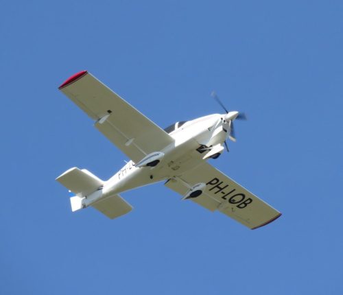 SmallAircraft-PH-LOB-01