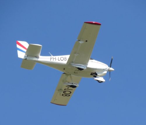 SmallAircraft-PH-LOB-02