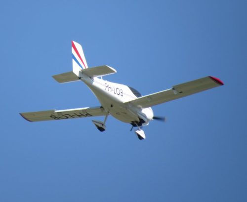 SmallAircraft-PH-LOB-03