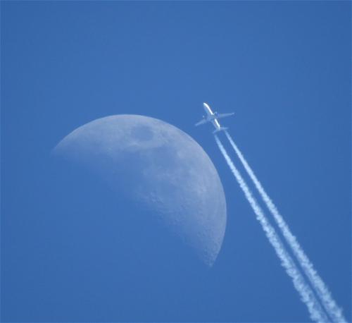 042-2025-MoonAircraft