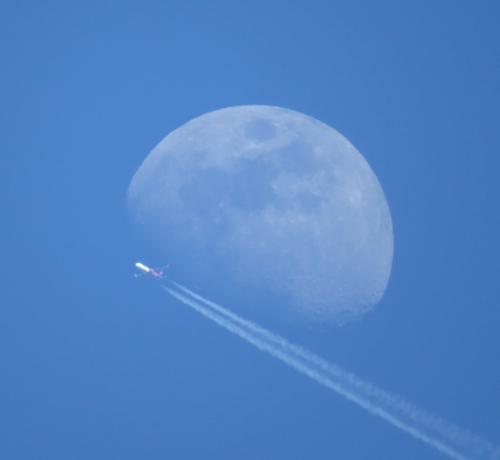 044-2025-MoonAircraft