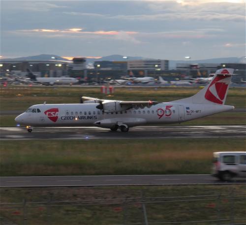 CzechAirlines01