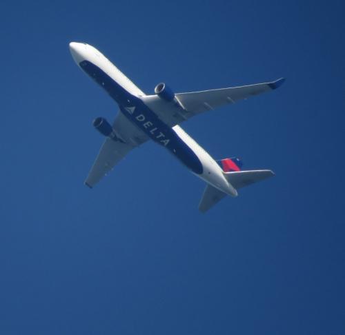 DeltaAirLines05