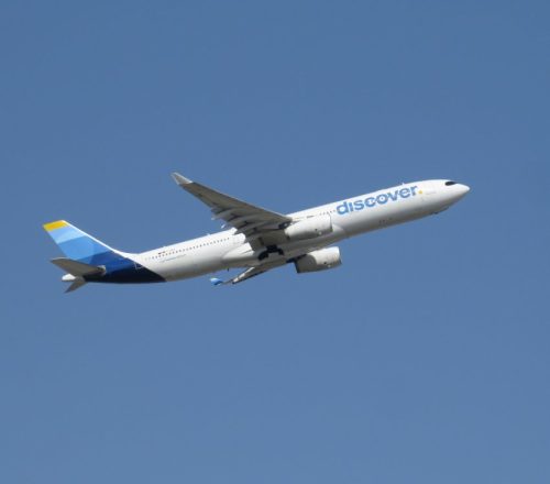 DiscoverAirlines06