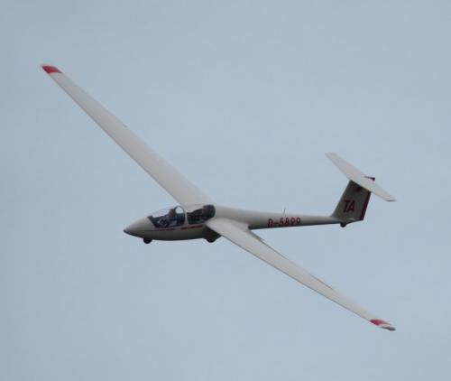 Glider-D-5899-04