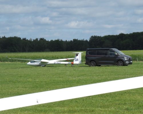 Glider-D-7437Q8-01