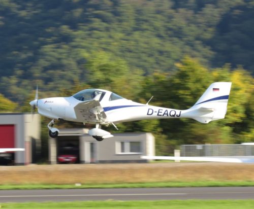 SmallAircraft-D-EAQJ-06