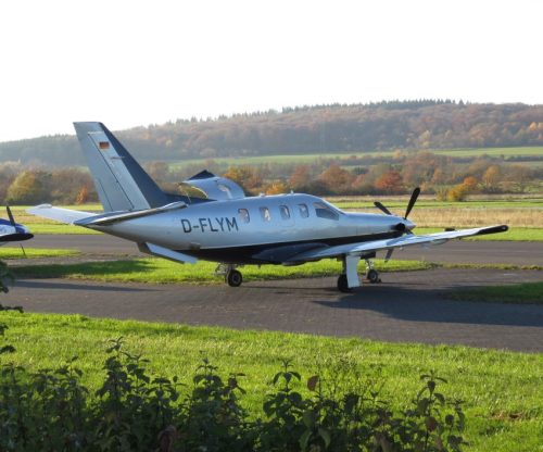 SmallAircraft-D-FLYM-02