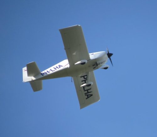 SmallAircraft-PH-LHA-01