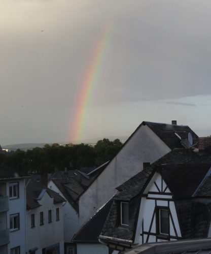 012-05092025-Regenbogen03